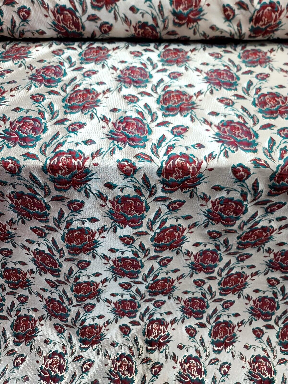 RED BROCADE FLORAL JACQUARD FABRIC WEDDING BY YARD HOME DECOR BEIGE BACKGROUND
