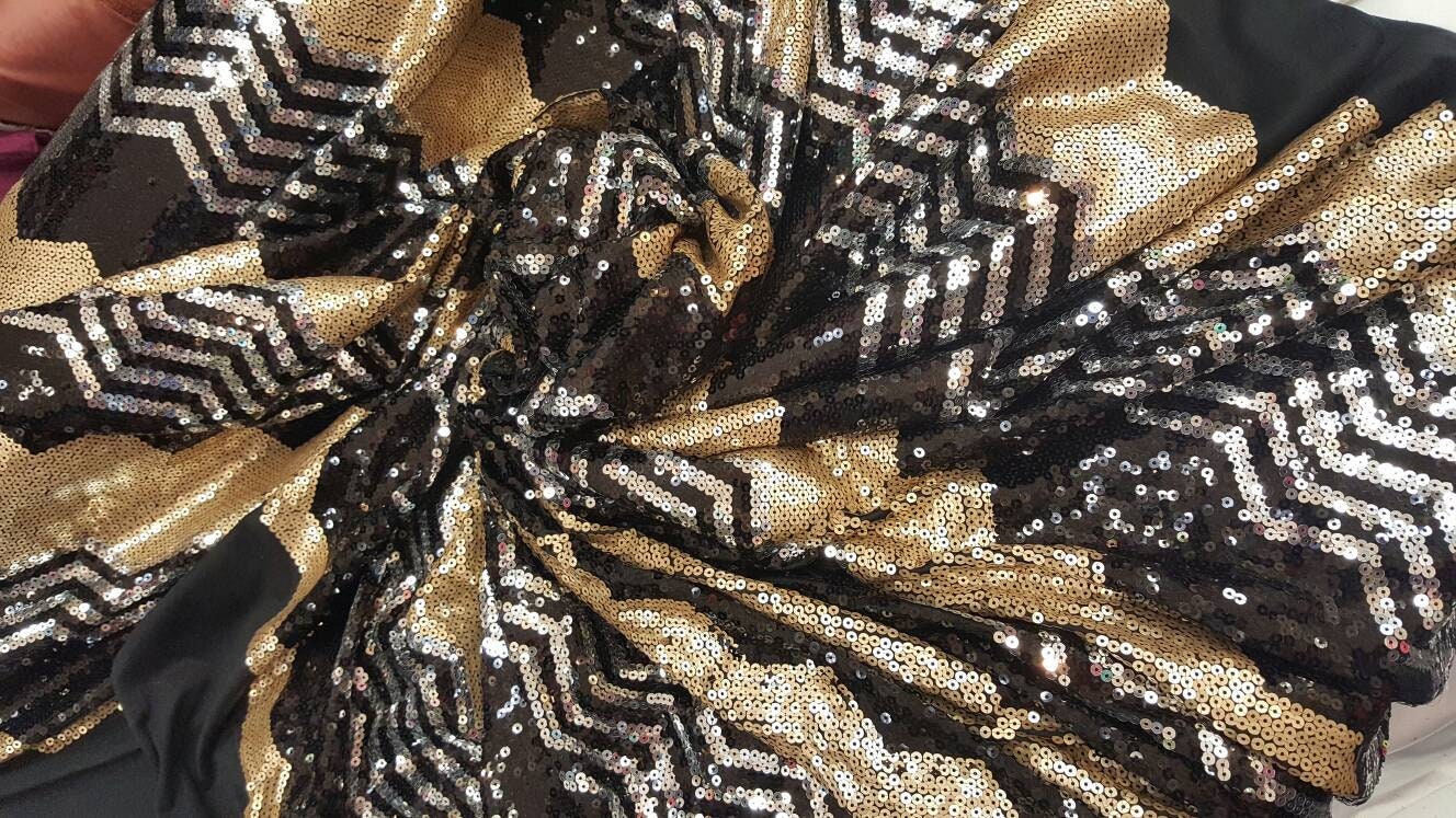 Gold Silver Negro Sequin Chevron Fabric Sold By The Yard Gown Prom Bridal Dress 1 Way Stretch Dancer Fabric Draping Decoration Clothing.