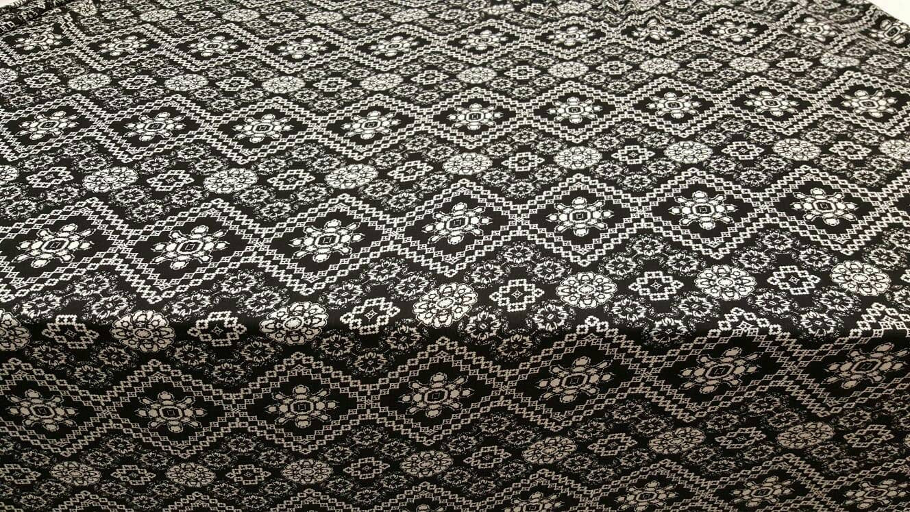 100% Rayon crêpe geometric Black n White Fabric by the yard geometric floral soft flowy