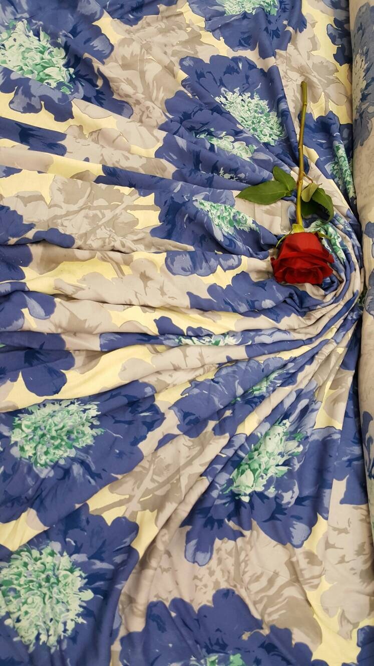 100% Rayon Challis Blue Mint Big Floral Flowers Fabric By The Yard Flowy Soft Decoration Clothing Dress
