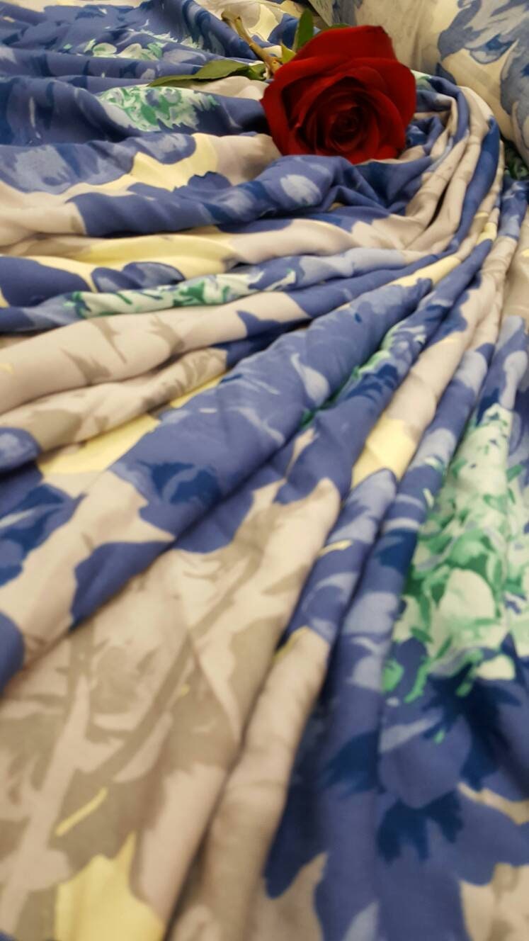 100% Rayon Challis Blue Mint Big Floral Flowers Fabric By The Yard Flowy Soft Decoration Clothing Dress