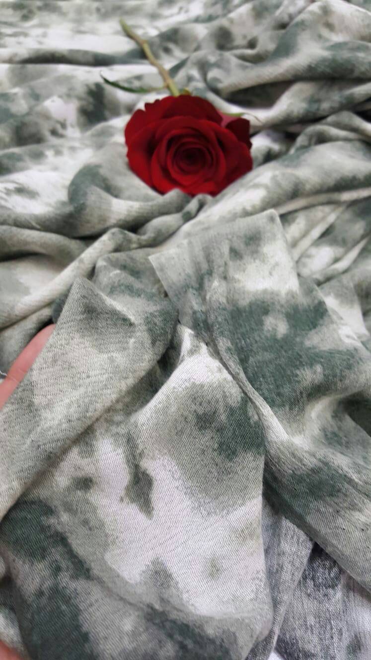 Rayon Challis Fabric By The Yard Tie dye Olive Green Crepe Textured Rayon Clothing Fashion Dress Decoration Draping