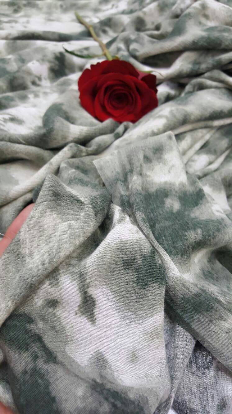 Rayon Challis Fabric By The Yard Tie dye Olive Green Crepe Textured Rayon Clothing Fashion Dress Decoration Draping