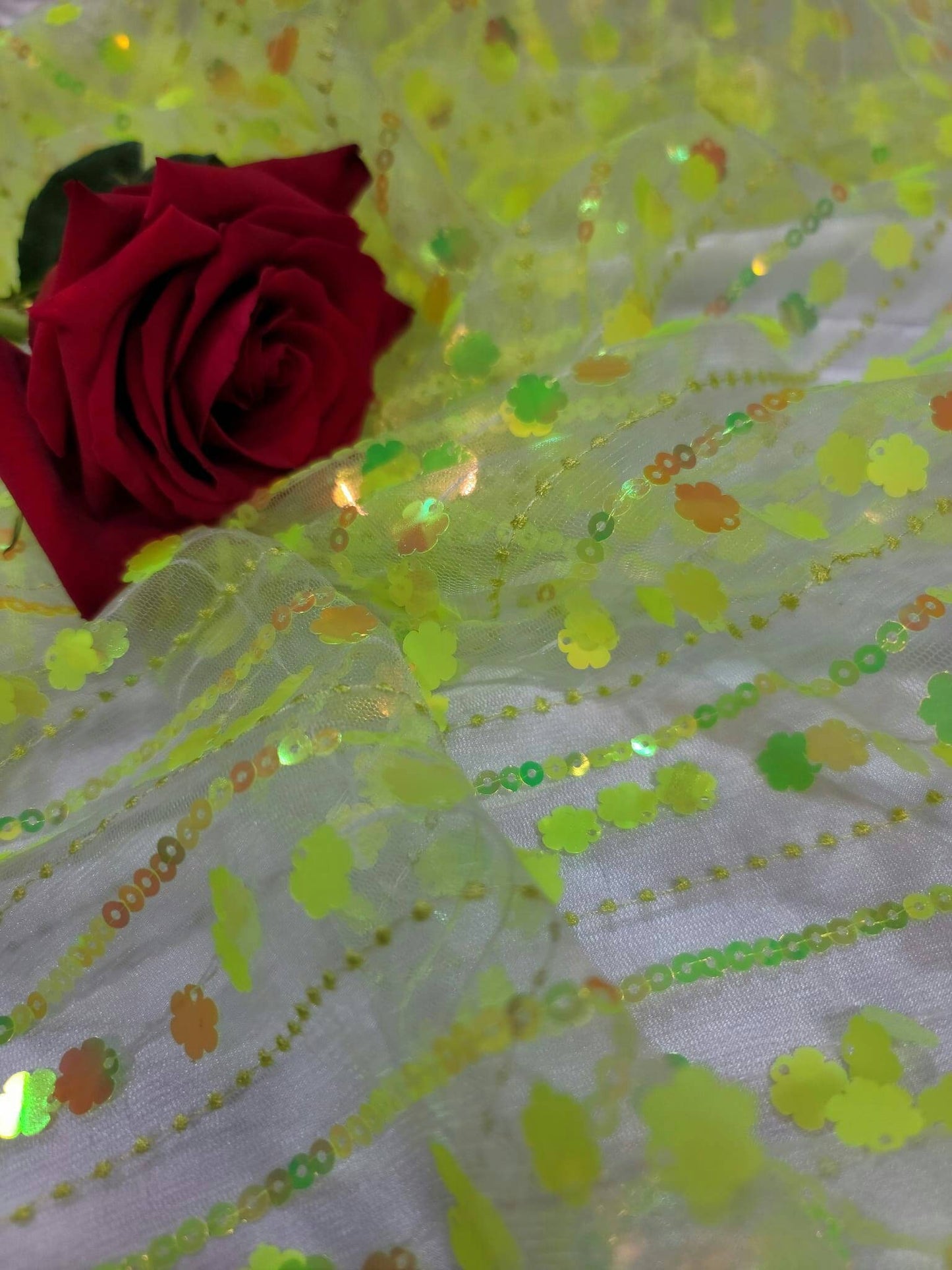 Neón Green 3d Sequin Iridescent Floral Flowers Embroidery Mesh Prom Fabric Sold by the Yard Gown Quinceañera Bridal Evening Dress