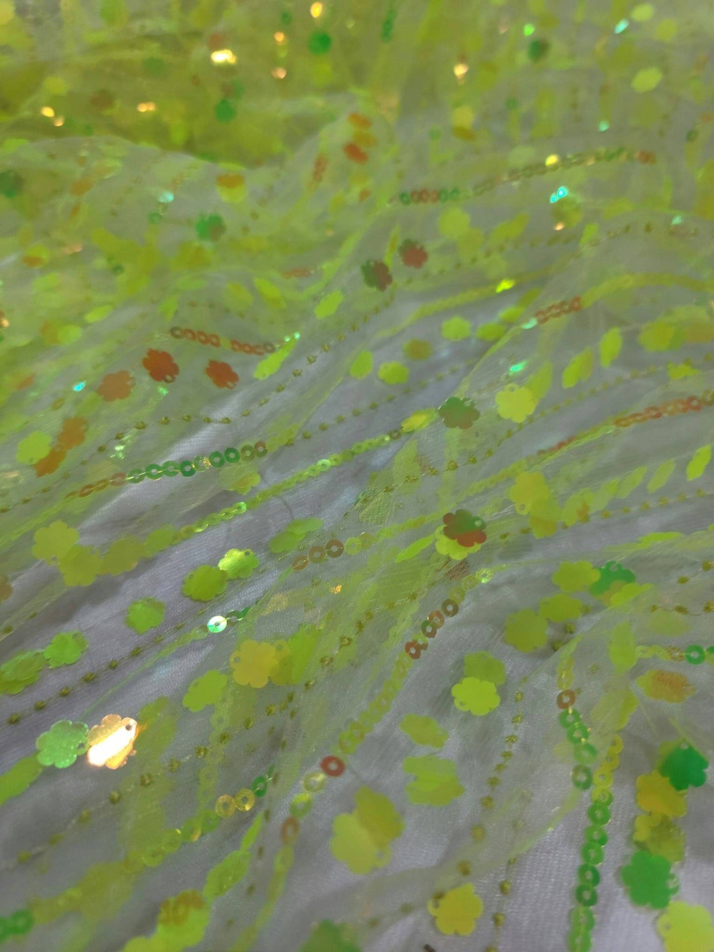 Neón Green 3d Sequin Iridescent Floral Flowers Embroidery Mesh Prom Fabric Sold by the Yard Gown Quinceañera Bridal Evening Dress