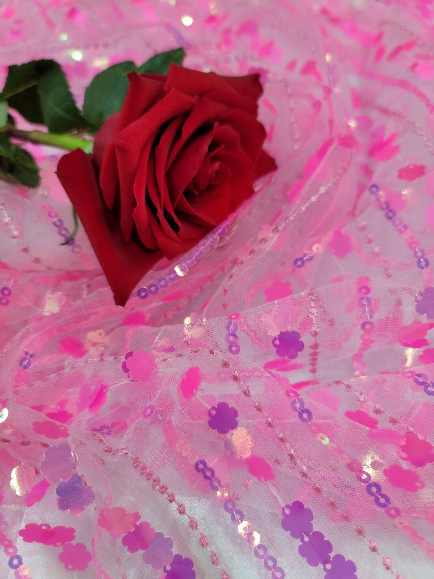 Neón Pink Lace 3d Sequin Iridescent Floral Flowers Prom Fabric Sold by the Yard Gown Quinceañera Bridal Evening Dress Decoration